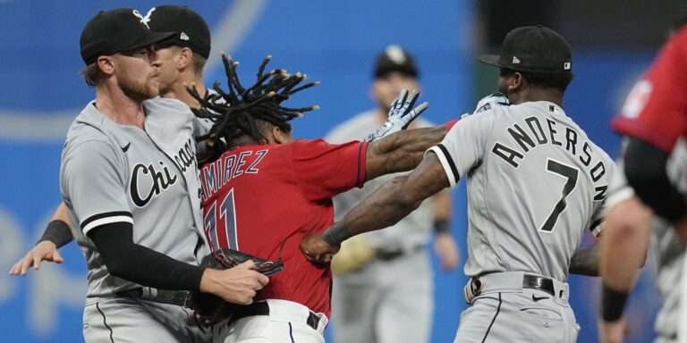 José Ramírez, Tim Anderson ejected in Guardians-White Sox benches-clearing incident