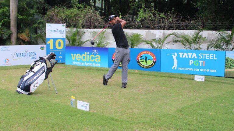 Vizag Open Golf: Akshay Sharma in lead after spherical two