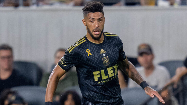 LAFC defeats Sounders to seal Western Convention Closing return