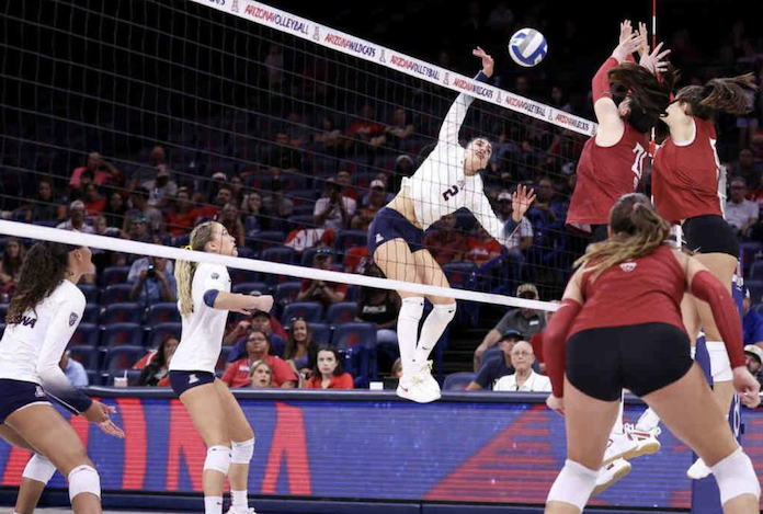 Florida rallies once more; Wisconsin, Nebraska, Louisville, WSU, Tennessee win