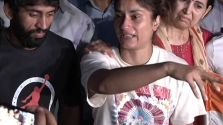 Bajrang Punia, Vinesh Phogat Making Efforts To Guarantee Sanjay Singh Does not Develop into WFI Chief: Report