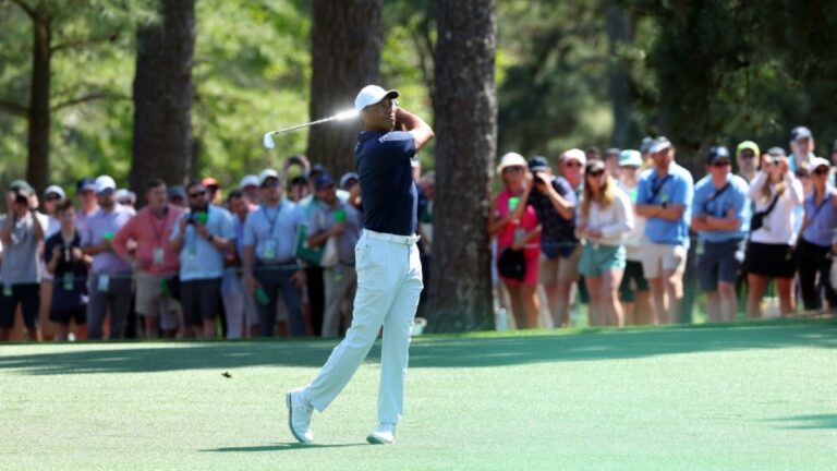 Augusta Nationwide: Followers Witness Tiger Woods Apply As Golf World Awaits Masters Resolution. Watch