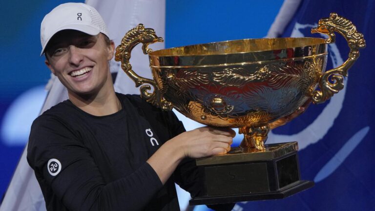 China Open Ultimate: Swiatek hails ‘actually massive’ victory in opposition to Liudmila Samsonova 
