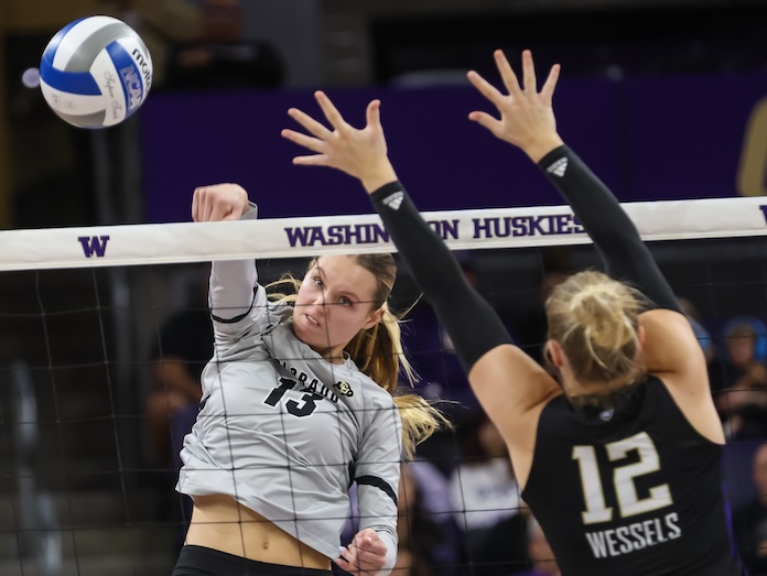 Louisville sweeps Pitt; GT slips previous FSU; 40 kills for Evansville’s Cardona