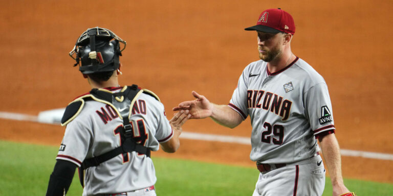 D-backs win 2023 World Collection Sport 2