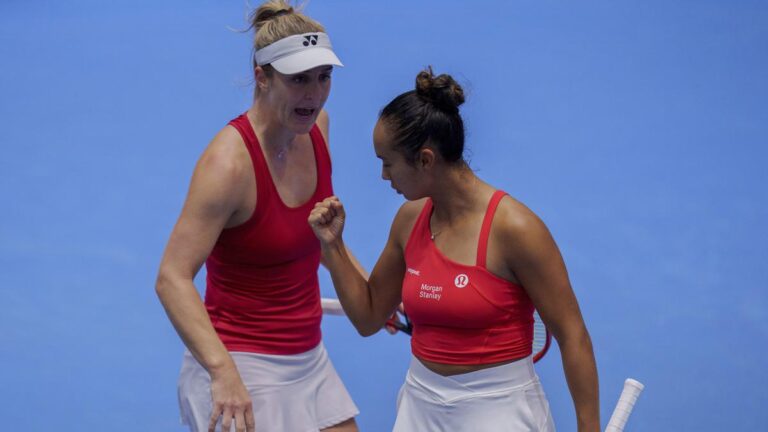 Fernandez leads Canada into Billie Jean King Cup last after win over Czechs