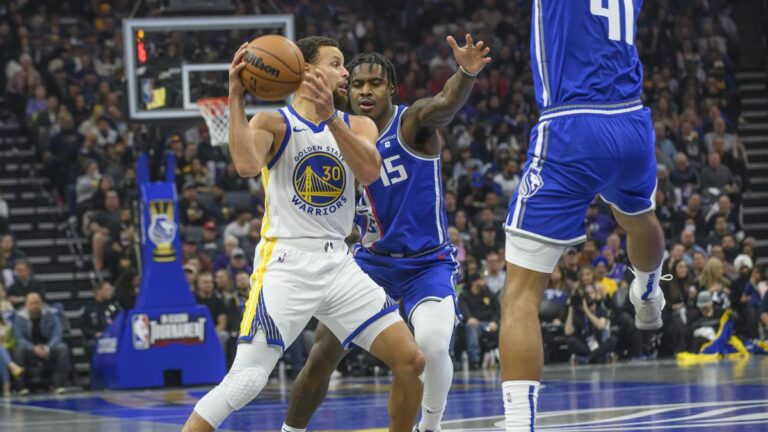 NBA roundup: Kings stun Warriors, advance in match