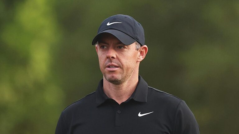 Rory McIlroy quits board, backs Australian Open