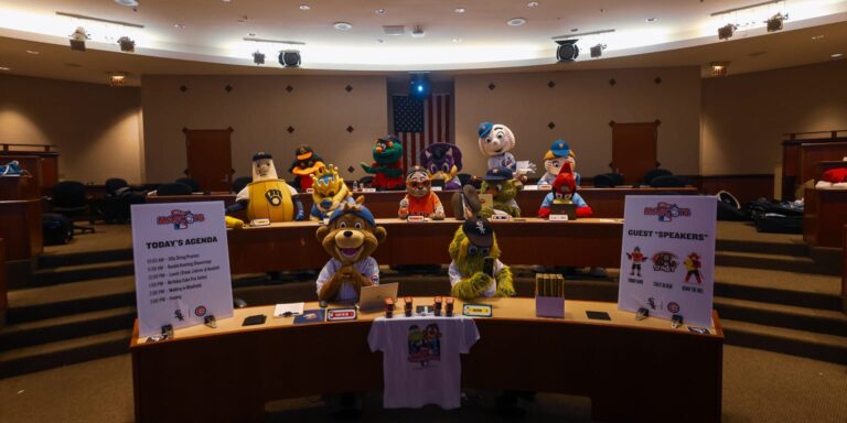 Mascots come collectively for convention in Chicago