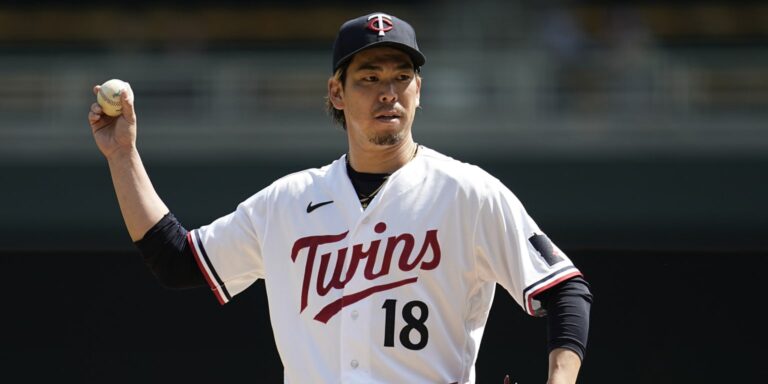 Kenta Maeda indicators 2-year cope with Tigers