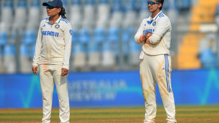 India-W vs Australia-W: “ Harry Di has a golden arm,” says Deepti Sharma as skipper Harmanpreet takes key wickets on Day 3