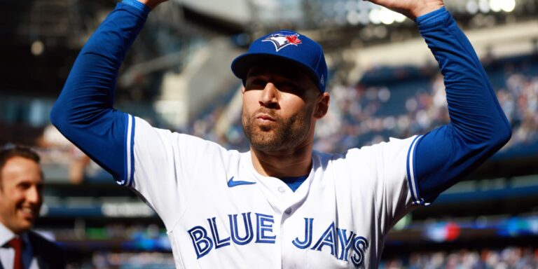 Kevin Kiermaier cope with Blue Jays