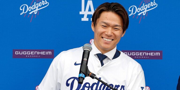 Dodgers introduce Yoshinobu Yamamoto