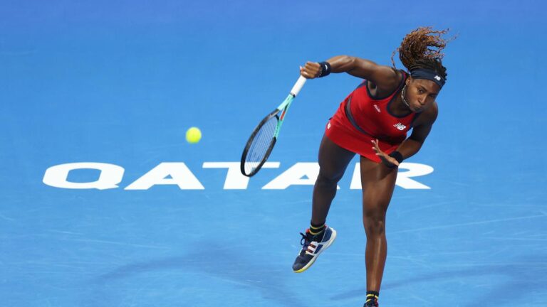 Gauff dumped out of Qatar Open by Siniakova