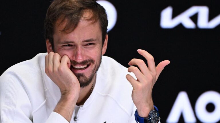 Medvedev says Australian Open remaining loss towards Sinner âeasyâ to recover from