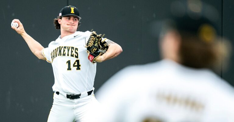 The Seven School Baseball Groups You Have to Know