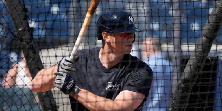 DJ LeMahieu a favourite to bat leadoff for Yankees in 2024