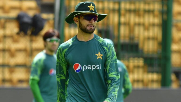 It’s my obligation to again captain Babar Azam, says deposed Shaheen Afridi