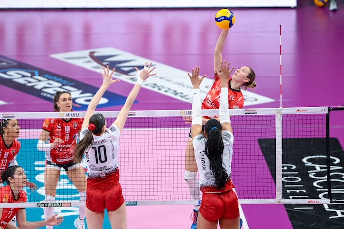 Worldwide volleyball: Plummer leads Conegliano; Dani Drews wins in Japan; Mims stays scorching for Nantes