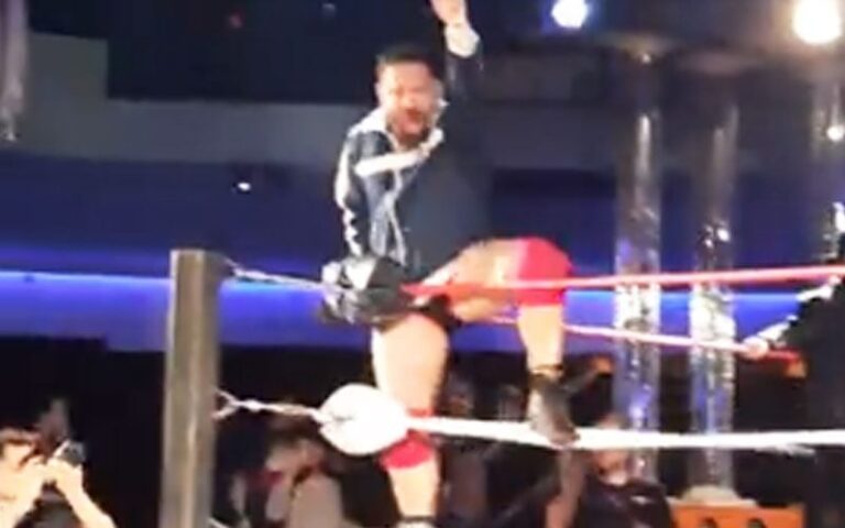 Santino Marella Brings Again WWE Theme Music at Italian Wrestling Occasion