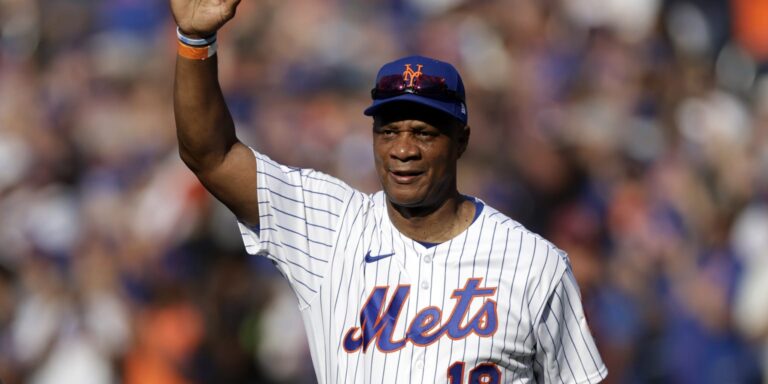 Darryl Strawberry recovering from coronary heart assault