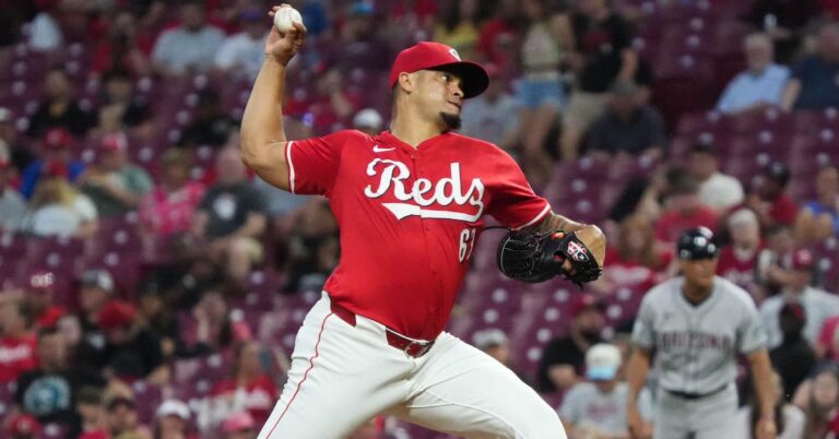 Fernando Cruz’s Splitter Is Unhittable, however Batters Maintain Making an attempt