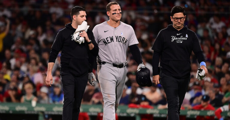 A Damaged Arm Lands Struggling Anthony Rizzo on the Injured Checklist