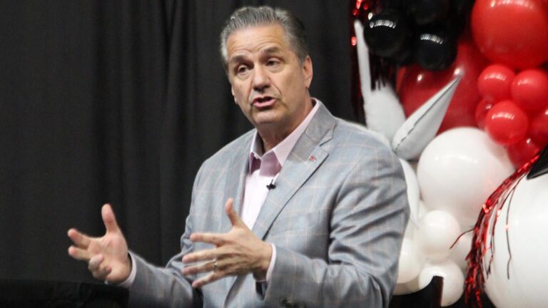 Arkansas basketball underneath John Calipari: Insiders say switch portal information, 2024 roster, recruits, targets