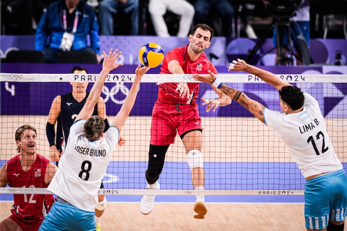 Aaron Russell, USA males sweep Argentina in Olympics volleyball opener