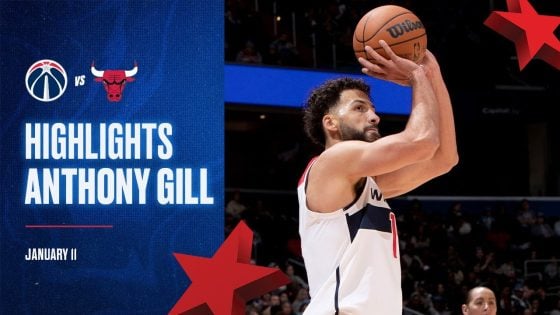 Anthony Gill re-signs with Wizards