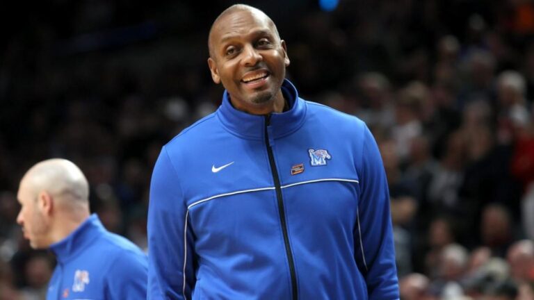 Man arrested, charged with stealing 26 pairs of footwear from Penny Hardaway’s house in Memphis