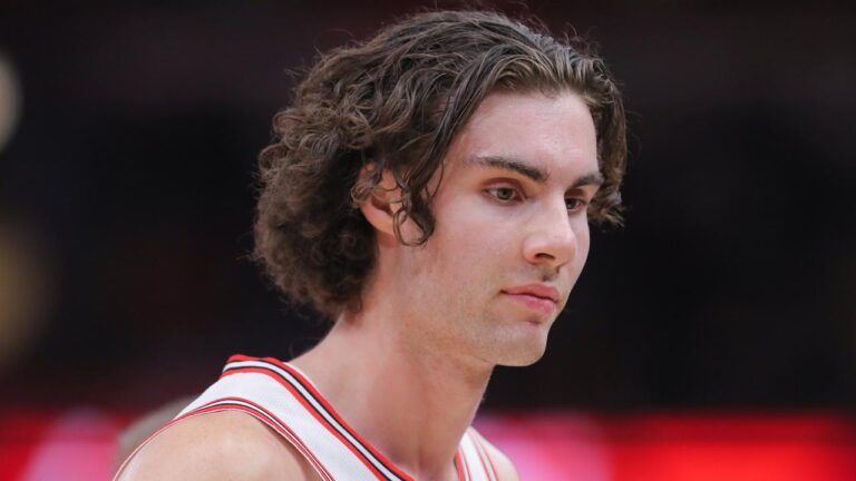 Why Josh Giddey query is one in every of many Chicago Bulls complications, Zach LaVine contract, trades, Coby White