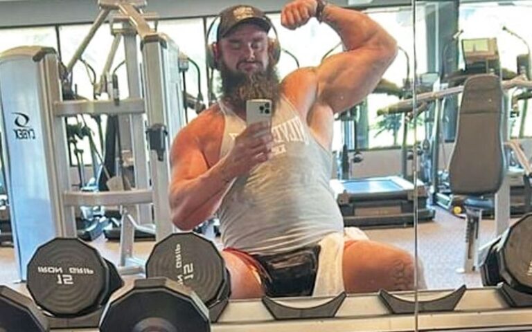 Braun Strowman Again in Health club for the First Time After Struggling Groin Damage