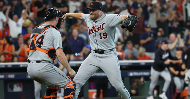 A.J. Hinch Efficiently Performs Bullpen Minesweeper, Tigers Advance to ALDS