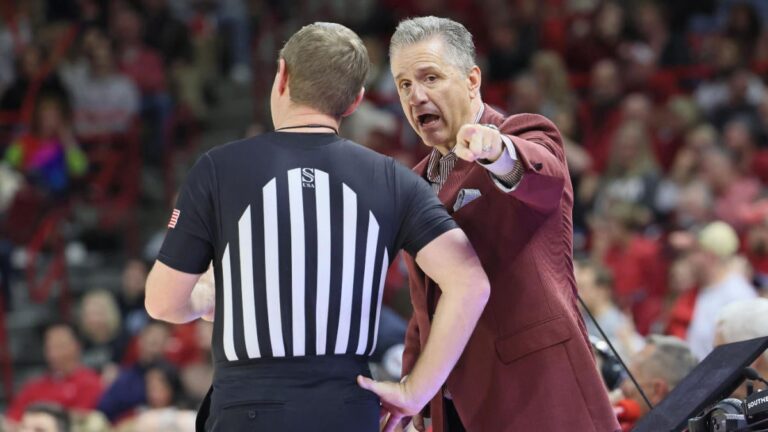 What John Calipari mentioned about Arkansas vs. Kentucky recreation: ‘My guess is I’ll get booed’ at Rupp Enviornment