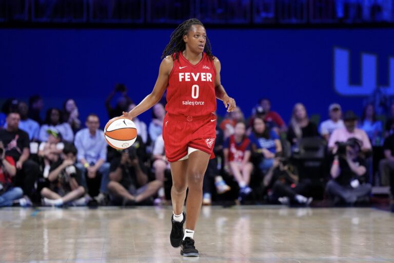 Kelsey Mitchell Re-Indicators with Indiana Fever