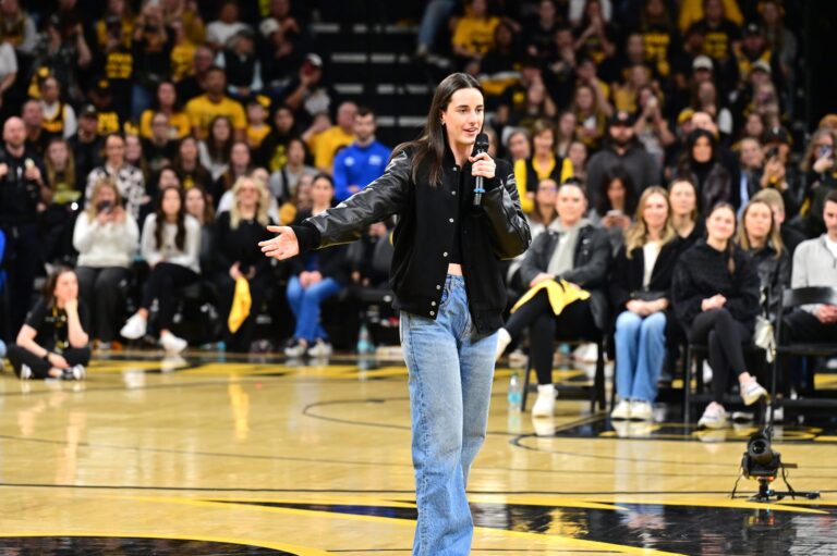 Iowa Retires Caitlin Clark’s No. 22 Jersey