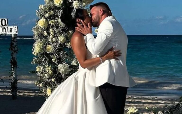 AEW Star Leila Gray Marries Luke Kurtis in Beachside Ceremony