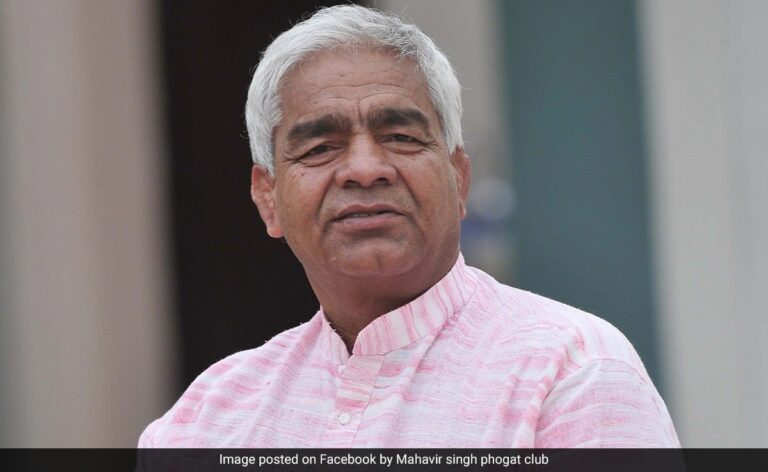 Mahavir Singh Phogat Has His Say On WFI Ban Getting Lifted: “In Curiosity Of…”