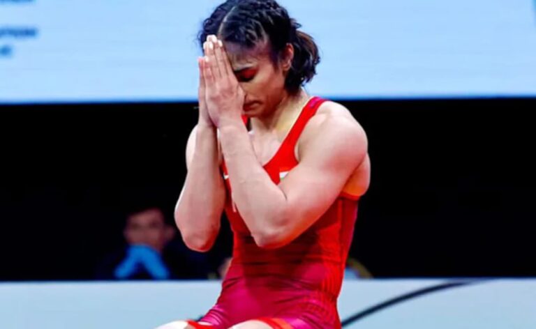 Vinesh Phogat Chooses Rs 4 Crore Money Prize After Haryana Govt Presents Choices