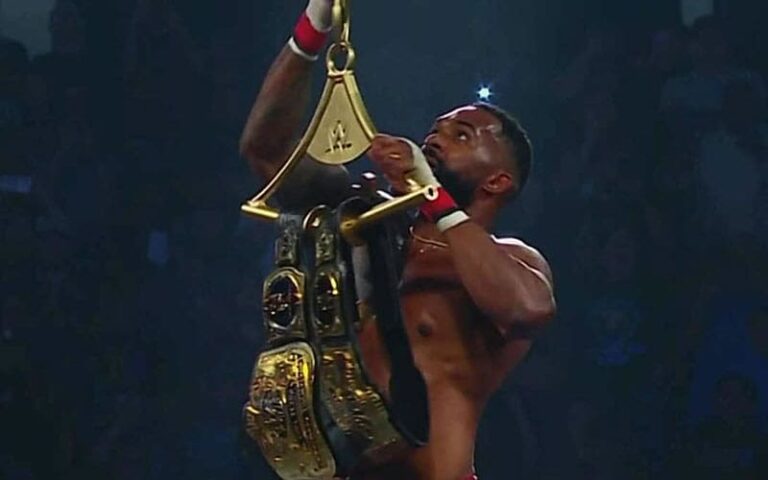Road Income Retain WWE Tag Workforce Titles In Brutal TLC Match Throughout 4/25 WWE SmackDown