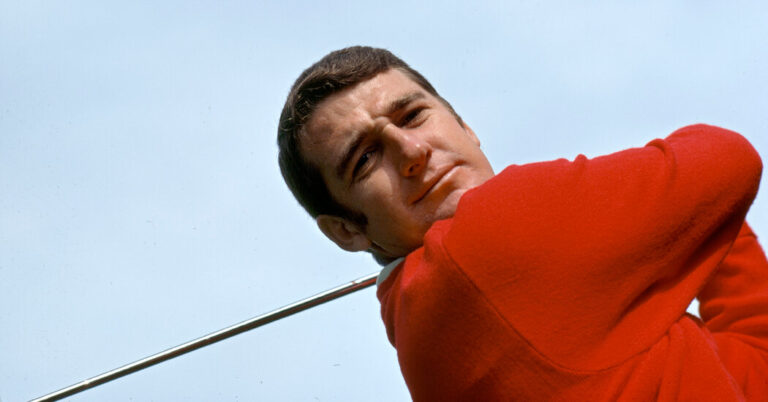 J.C. Snead, {Golfing} Nephew of His Uncle Sam, Dies at 84