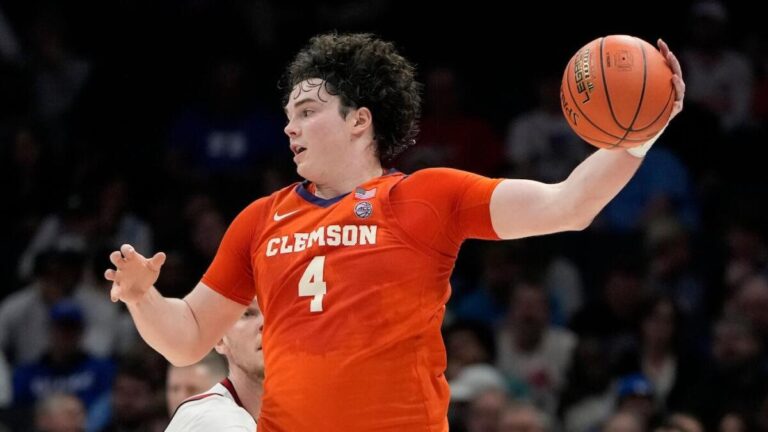 Dabo Swinney convinces former Clemson basketball star Ian Schieffelin to affix Tigers soccer staff for 2025