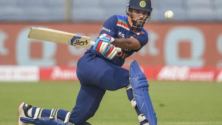 Why was the WCL legends match between India and Pakistan cancelled?