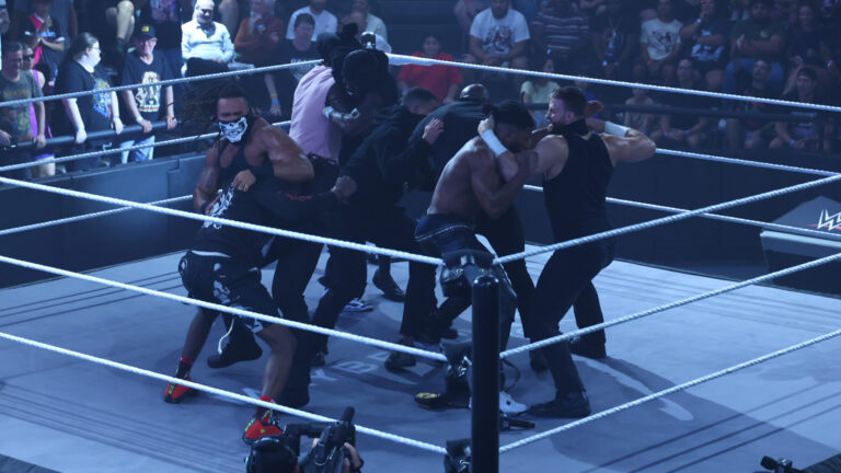 Trick Williams, Moose, Oba Femi & Je’Von Evans Fend Off an Assault From DarkState on WWE NXT – TNA Wrestling