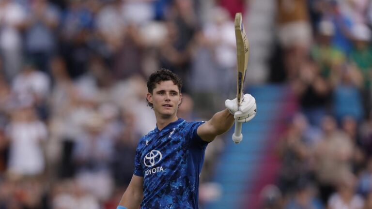 Eire vs England, 1st T20I LIVE updates: Stirling-Adair begin positively for Eire with fifty stand