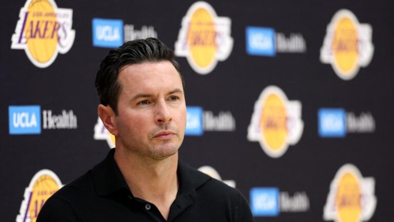 NBA: Lakers extends contract of coach JJ Redick after one season