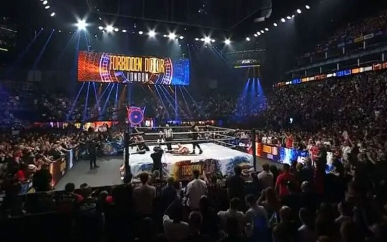 AEW Wrestlers Feeling the Ache After LED Barricades Return