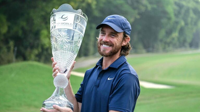 DP World India Championship: Fleetwood controls nerves and photographs to say inaugural title