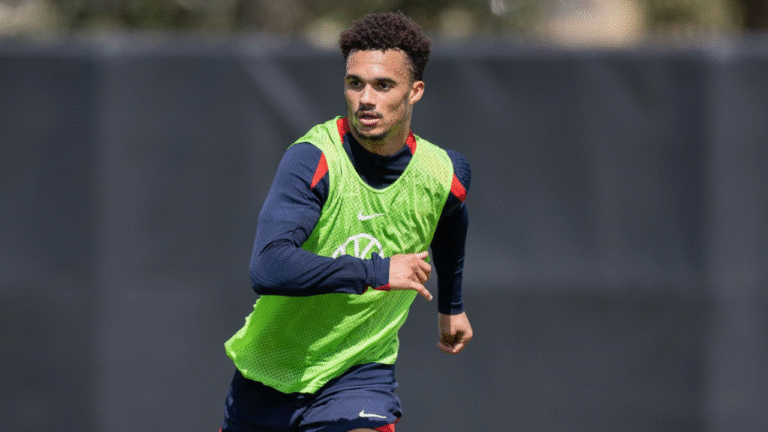 Antonee Robinson not “100%” after offseason knee surgical procedure